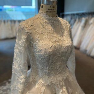 Monique Lhuillier Easton Wedding Dress (NEW NEVER WORN)
